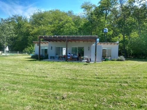 Canuelas Ski Chalet | Pet-Friendly Chacra en Cañuelas with Pool & Ocean View