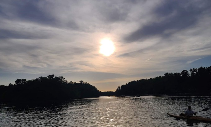King Cottage | Elegant Chain of Lakes House with Pontoon Boat Access
