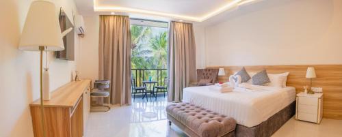 Dharavandhoo Hotel | Experience Chak’z 1964 Beach: Oceanfront Paradise Rated 9.7