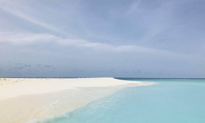 Male Hotel | Relax at Chak'z 1964 Beach: Family-Friendly Getaway Awaits