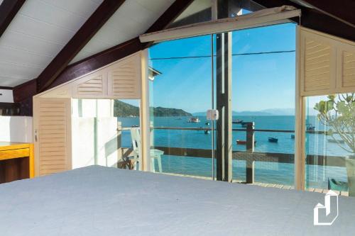 Canto Grande House | Ocean View Chalé: A Perfect Spot for Relaxation