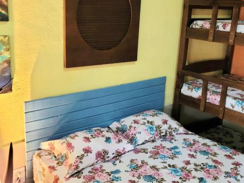 Centro Comercial Ski Chalet | Pet-Friendly Chalé Just 5 Minutes from Perequê Beach