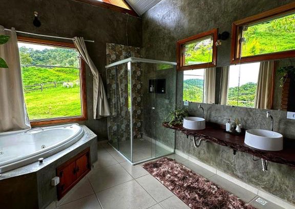 Sapucai-Mirim Ski Chalet | Guest Rated 10/10: Chalé Araucária in Vale das Pedras MG
