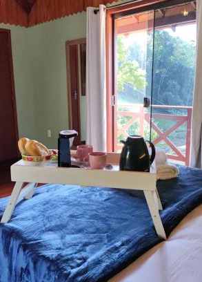 Lumiar Ski Chalet | Pet-Friendly Chalé Bela Vista: Guest Rated 10/10 Haven
