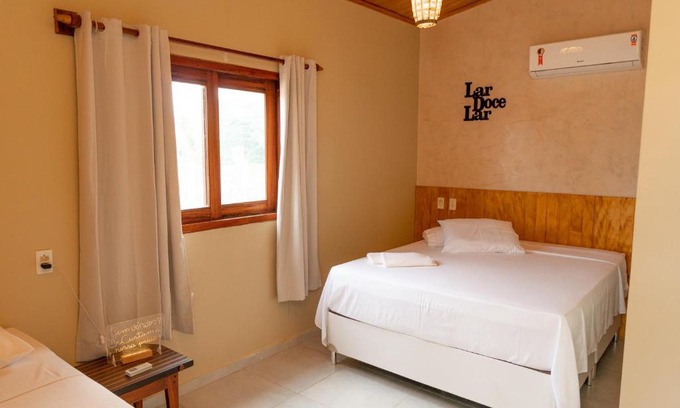 Camocim Ski Chalet | Relax at Chalé Bistrô Maceió with Pool and Ocean Views