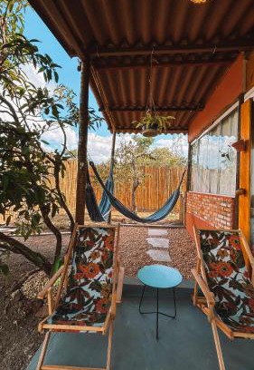 Paranoa House | Cozy Coastal Retreat with Ocean View & Pet-Friendly Comfort