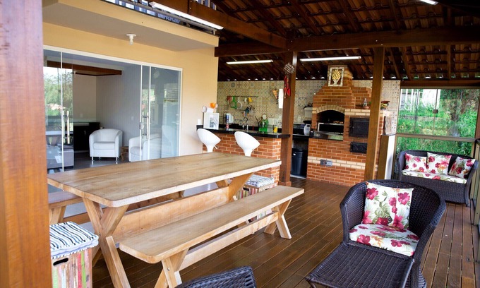 Vitor Hugo Ski Chalet | Relaxing Chalé with Pool and Spa at Hotel Fazenda China Park