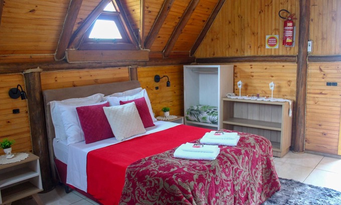 Bom Retiro Ski Chalet | Relaxing Chalé with Wi-Fi and Fun Activities in Bom Retiro