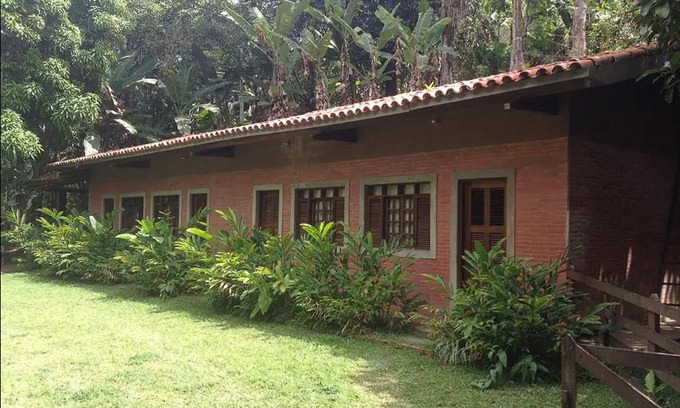 Guaramiranga Apartment | Pet-Friendly Retreat at Chalé das Helicôneas Suites