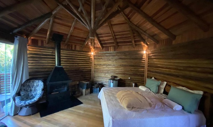 Bocaiuva do Sul Ski Chalet | Pet-Friendly Retreat at Chalé do Rio Santuário Bellatrix