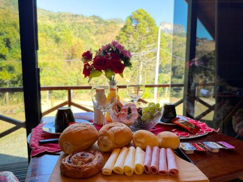 Sao Bento do Sapucai Apartment | Relax at Chalé Embahu with Hot Tub & 9.5/10 Guest Rating