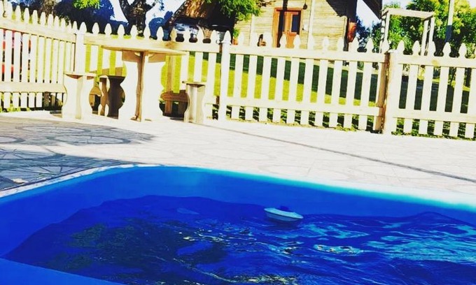 Lages Ski Chalet | Pet-Friendly Chalé Estância Ouro Verde with Pool & Breakfast