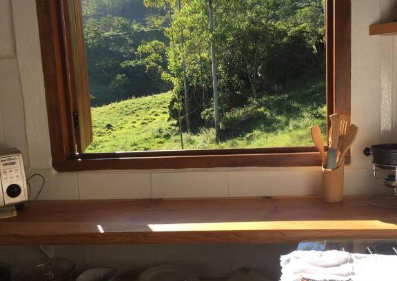 Sao Francisco Xavier Apartment | Pet-Friendly Chalé Filhos da Terra - Rated 10/10 by Guests