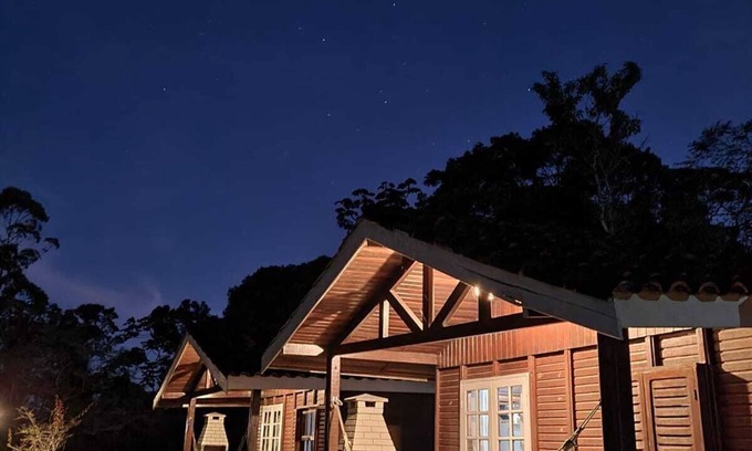 Juquitiba Ski Chalet | Explore Chalé Heliconia: Nature Retreat with Pool & Spa