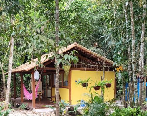 Cumuruxatiba Ski Chalet | Chalé Ibirapitanga: Family-Friendly Oceanfront Retreat