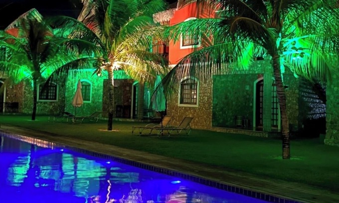 Canoa Quebrada Ski Chalet | Inviting Chalé La Fazenda with Ocean View & Pool Access