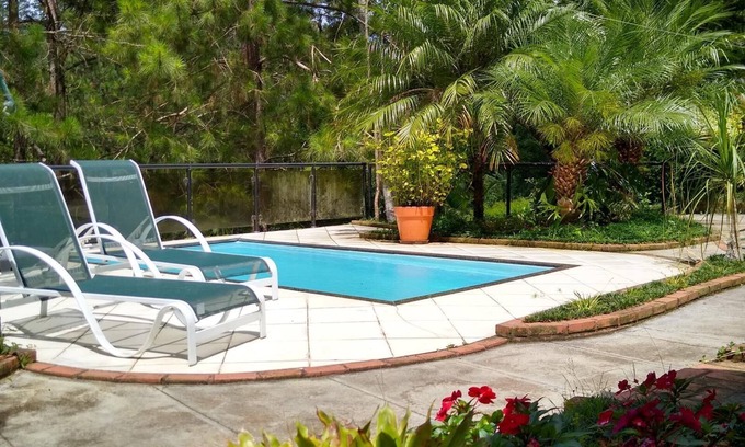 Prata House | Discover Chalé Meu Agresthe: Family-Friendly Oasis with Pool