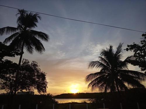 Coroa do Meio House | Top-Rated Chalé por do Sol: Family-Friendly & Pet Welcome