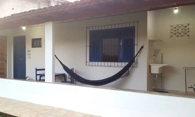 Meaipe House | Charming Chalé Praia de Meaípe: Family-Friendly Getaway
