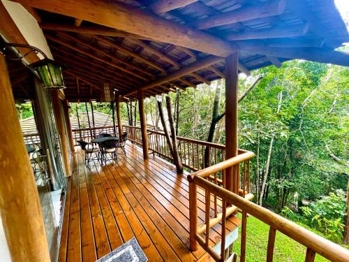Trancoso Villa | Discover CHALÉ PREGUIÇA TRANCOSO: 4-Star Pet-Friendly Retreat