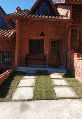 Santo Antonio do Pinhal Ski Chalet | Discover Chalé Quiririm: Pet & Child Friendly Retreat