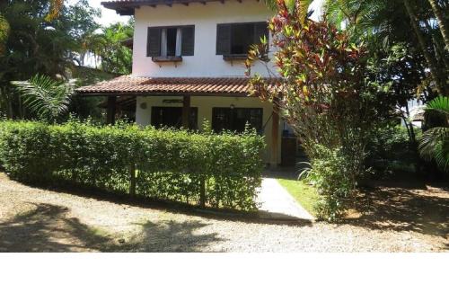 Boicucanga Beach Ski Chalet | Discover Chalé Recanto do Barão: Oceanfront Escape Awaits
