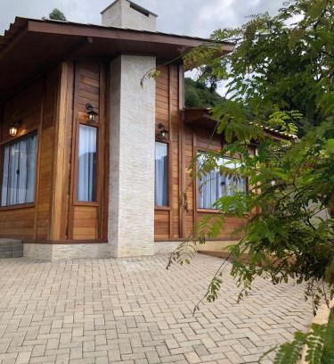 Pedra Azul House | Experience Recanto do Pimenta: 10/10 Rated Family Retreat