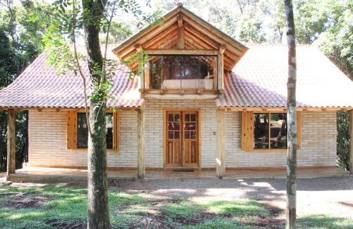 Canela Ski Chalet | Pet-Friendly Chalé Refúgio Panorâmico - Rated 9.7/10