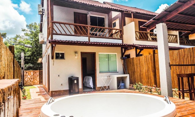 Lencois House | Discover Chalé Ribeirão de Baixo: Pet-Friendly Retreat