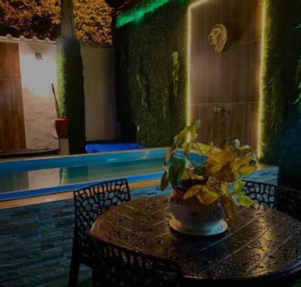 Maresias Cabin | Discover Chalé Rochat Maresias: Pool, Hot Tub & Breakfast
