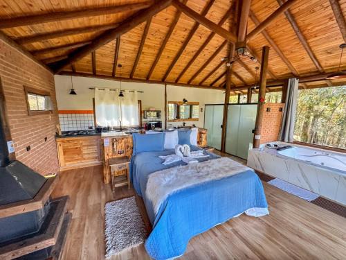 Goncalves Ski Chalet | Experience Chalé Valle dos Sonhos: Pet Friendly & Hot Tub