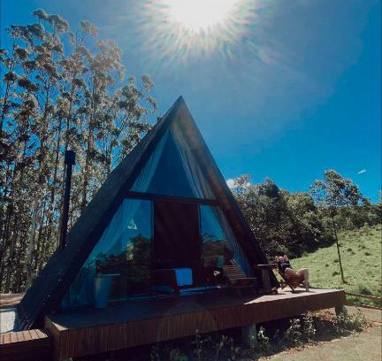 Lauro Muller Cabin | Pet-Friendly Chalés Benessere with Hot Tub & Breakfast