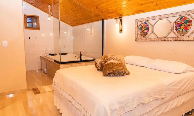 Casimiro de Abreu Ski Chalet | Pet-Friendly Chalés das Acácias with Spa & Hot Tub