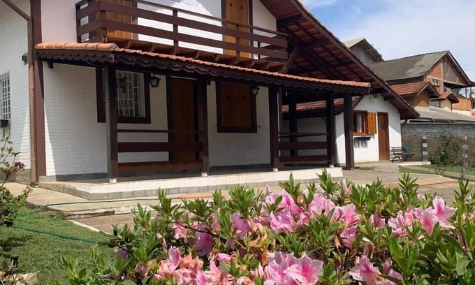 Monte Verde Ski Chalet | Pet-Friendly Chalés Fonte da Serra with Top Guest Rating