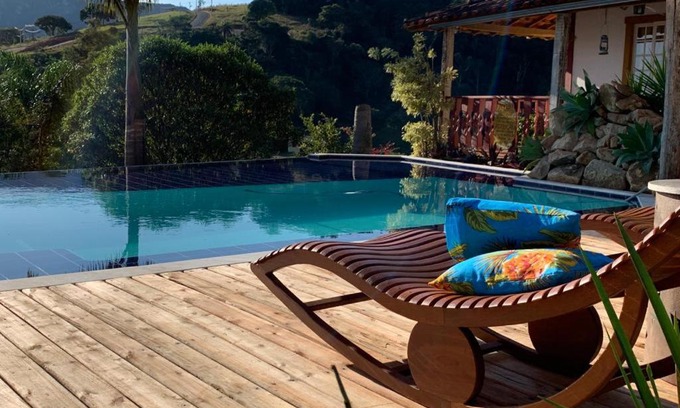 Tiradentes Hotel | Top-Rated Chalés Pôr do Sol with Pool & Breakfast Included