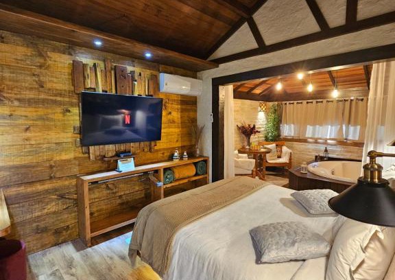 Monte Verde House | Unwind at Chalés Requinte da Mantiqueira - Pet Friendly Retreat