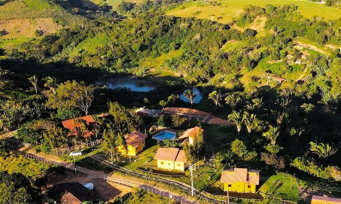 Bananeiras Cabin | Pet-Friendly Chalés Samambaia with Pool & Family Vibes