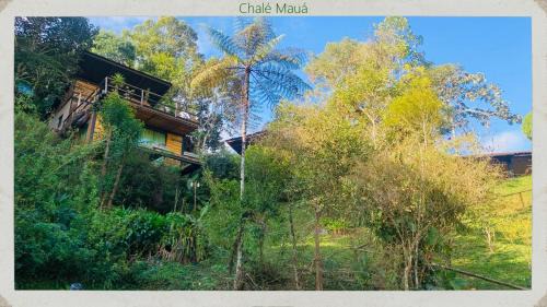 Maringa Cabin | Top-Rated Chalés Silvia Gato with Hot Tub & Pet-Friendly Stay