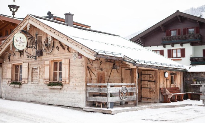 Maria Alm am Steinernen Meer Ski Chalet | Experience Chalet Dorfalm: Top-Rated 4-Star Getaway