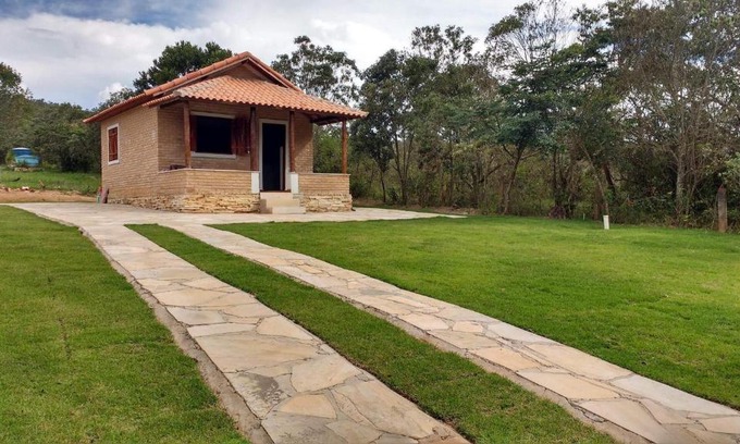 Sao Thome das Letras Ski Chalet | Pet-Friendly Chalé Primavera 1: Family Fun Awaits