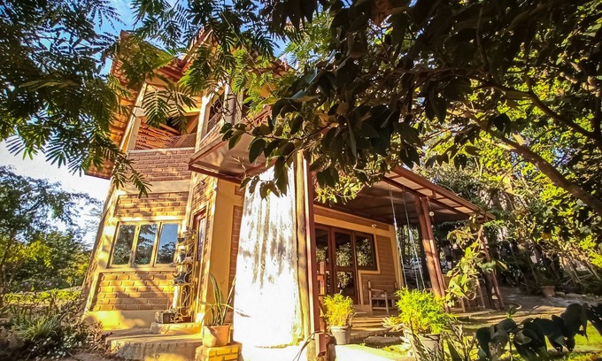 Alto Paraiso de Goias House | Cozy Chale Sossego: Spa, Restaurant & Family-Friendly Stay