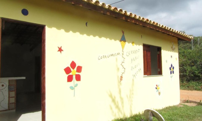 Rio De Contas Cabin | Pet-Friendly Retreat at Chale Trilha Das Aguas - Rated 9/10