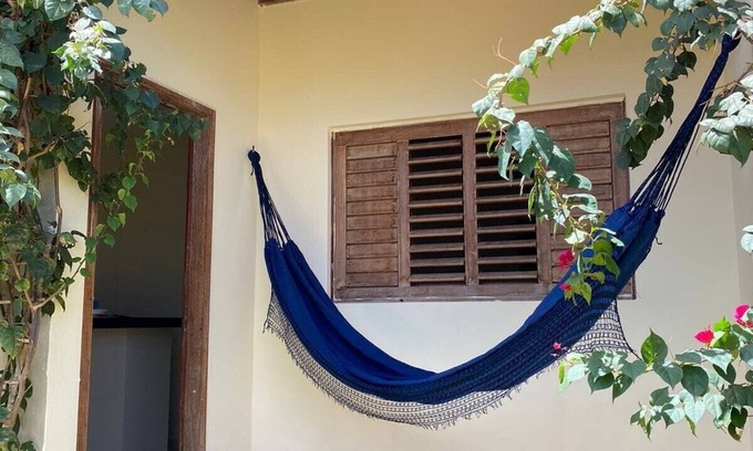Sao Miguel de Touros Ski Chalet | Cozy Chale Vila dos Sonhos: Family-Friendly with Kitchen