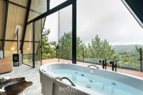 Jardim Europa Ski Chalet | Discover Chales Naturale: 4-Star Retreat in Campos do Jordão