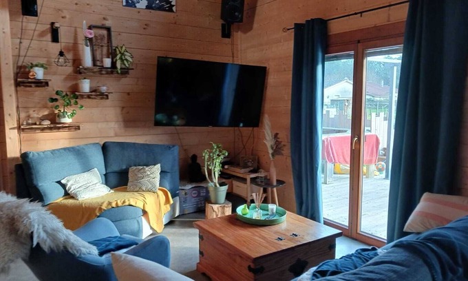 Naujac-Sur-Mer House | Cozy Chalet Steps from Ocean and Lake D'Hourtin