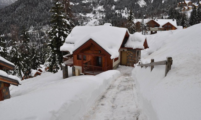 Oz Ski Chalet | Family-Friendly Chalet at Oz en Oisans - Steps from Slopes