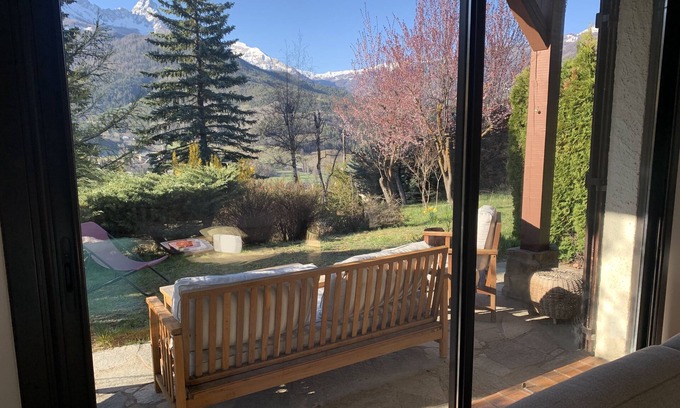 Barcelonnette House | Stunning Chalet with Mountain Views and Spa Amenities