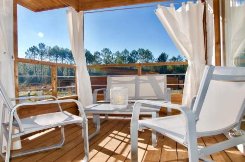 Tosse Cabin | Cozy Chalet with Pool and Family Amenities in Les Landes