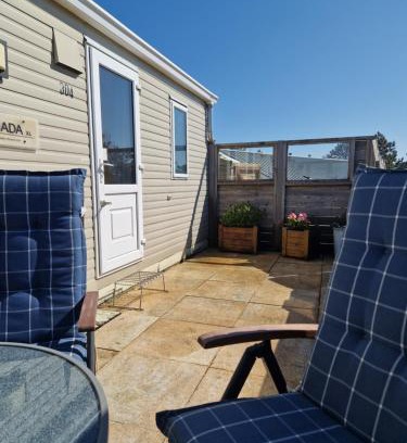 Ballum Apartment | Family-Friendly Retreat at Chalet 304 Insel Ameland