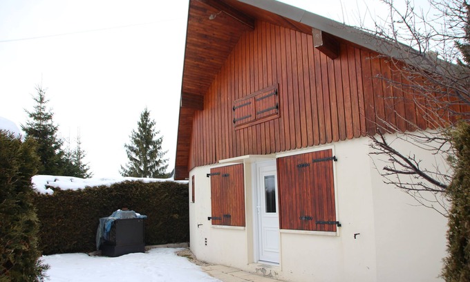Metabief Ski Chalet | Cozy Chalet at Métabief: Ski, MTB & Lake Access Nearby